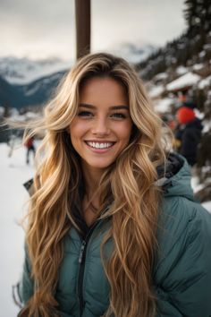 25 year old beautiful Aurlia Sanchez Alexandrina smili 0 Brown Hair Brown Eyes, Blonde Women, Beauty Lover, American Beauty, Hair Transformation, Beautiful Smile, Woman Face, Straight Hairstyles, Blonde Hair