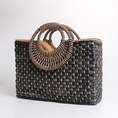 Hand basket shopping bag Black color Bali Island Hand Woven Bag Butterfly buckle Handbag Size : 38* 25* 12 cmInterior: As the pictureBest Match: Compliments any style dress and shoes in matching color. Note 1: 1 inch = 2.54 cm, 1cm = 0.39 inchNote 2: There might be slightly difference in color, because of the computer monitor settings.Note 3: Due to the difference in the measurement method, please allow 1-3 cm in size deviation. Note: The pictures are of the actual products. But due to the diffe Rattan Craft, Unusual Handbags, Rattan Bags, Handbags Handmade, Woven Bags, Bali Island, Big Shoulders, Straw Handbags, Handbags Casual