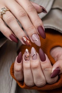 Office Nails, Fall Nail Trends, Fall Gel Nails, Almond Nails Designs, Burgundy Nails, Thanksgiving Nails, Autumn Nails, Fall Nail