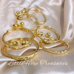 Baby Girl Gold Bangles, Bangles For Baby Girl Gold, Gold Bangles For Baby Girl, Dubai Girl, Kids Bangles, Baby Bangles, Bangles Gold, The Bangles, Bangle Gold