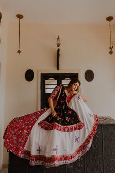 White Lehenga Choli, Choli Blouse Design, White Lehenga