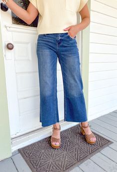 Olivia Wide Leg Denim by Vervet, non-distressed medium to dark wash wide leg with raw hem Cropped Wide Jeans Outfit, Wide Leg Cropped Jeans Outfit, Wide Jeans Outfit, Cropped Jeans Outfit, Wide Leg Jeans Outfit, Cropped Wide Leg Jeans, Fall Jeans, Pullover Cardigan, Wide Jeans