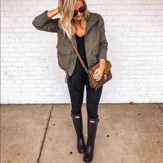 Popular Fall Outfits, Hunter Outfit, Best Casual Outfits, Trendy Outfits Winter, Rainy Day Outfit, Casual Winter Outfits, Casual Fall Outfits