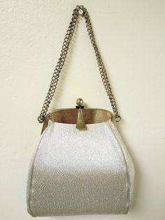 Vintage 1950s 1960s Silver Metallic Evening Bag Purse Pocketbook MCM Handbag Wedding Prom Opera Lame Fabric, Vintage Clothing Boutique, Silver Handbag, Mcm Handbags, Grandma Core, Vintage Inspired Outfits, Metallic Fabric, Vintage Purses, Beautiful Clothes