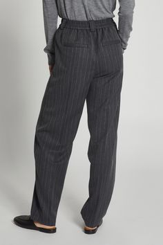 The Chester Pinstripe High Waisted Pant, Grey, combines classic pinstripe design with modern comfort. The pull-on style and cinched waist make it easy to wear, while the option to wear it as both a high or mid-rise pant allows for versatile styling. Stay stylish and comfortable with this updated classic. Saint Art, Pinstriping Designs, Cinched Waist, Chester, Summer Sale, High Waisted Pants, Mid Rise, High Waisted, Grey