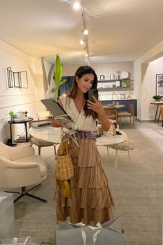 Lydia Elise Millen, Jessica Alba Style, Looks Jeans, Wedding Gown Inspiration, Capsule Outfits, Fashion Days, Casual Chic Outfit, Work Looks, Estilo Boho