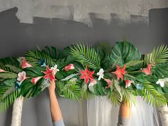 Beach and tropical Stunning wedding archway. Made with real touch calla lilies, real touch monstera leave, and palm leaves.  - ABOUT CUSTOMIZATION- ♥ I can customize the size, feel free to message me:)  Also, the colors of the flowers could be customized too.  - DETAILS OF THE ARCH FLOWERS- ♥ 150cm x 35cm  Please help to settle the shapes after get your flowers. Many thanks!   - NOTICE - Please kindly note that the wooden arch is not included ---------------------------------------------------------- ❤Matching bouquets, boutonnieres... All matching items are available, please message us for a quote, we are love to work with your budget and do custom wedding packages just for you  ❤Change flower colors If you love this bouquet but want different colors, please send me a message, we'd happy Backdrop Garland, Tropical Wedding Bouquets, Wedding Archway, Luau Theme, Teal Coral, Wedding Arch Flowers, Arch Flowers, Coral Wedding, Hawaiian Wedding