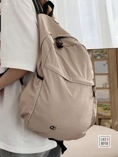 SPECIFICATIONSBrand Name: miyagawaOrigin: Mainland ChinaCN: AnhuiMain Material: nylonLining Material: POLYESTERBackpacks Type: SoftbackInterior: Interior CompartmentHandle/Strap Type: soft handleExterior: Solid BagDecoration: noneClosure Type: zipperTechnics: EmbossingCapacity: 20-35 LitreItem Type: BackpacksPlace Of Origin: China (mainland)Carrying System: Arcuate Shoulder StrapGender: WOMENRain Cover: NoModel Number: 6B075Style: fashionPattern Type: Solid Functional Nylon Shoulder Bag For Back To School, Casual Travel Backpack Packable, Casual Packable Backpack For Travel, Khaki Travel Chest Backpack, Beige Outdoor Bag For Back To School, Casual Travel Backpack Shoulder Bag, Casual Outdoor Bags With Softback, Casual Outdoor Softback Bag, Beige Backpack Chest Bag For School