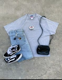 Summer Outfits Streetwear, Empyre Jeans, Jeans Outfit Ideas, Clueless Outfits, Streetwear Fits, Outfits Streetwear, Street Style Outfits Men, Guys Clothing Styles, Mens Outfit Inspiration