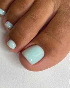 Summer Pedi 2023 Color Trends, 2023 Pedicure Colors Pale Skin, Summer Polish 2024, Cute Summer Toe Nail Colors, Toenail Spring Colors, Teal Toenails Pedicures, Tiffany Blue Toe Nails, Light Toe Nail Colors, Tiffany Blue Pedicure