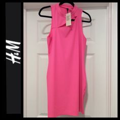 Nwt Barbie Pink Ribbed Bodycon Dress Sz L Pull-On Design Sexy Cut-Out Detail At Neck Sleeveless Designed To Hit Above Knee Ribbed Bodycon Silhouette Armpit To Armpit Approx 17” Length Approx 34” Hot Pink Polyester/Elastane Orig. $34 H&m Sleeveless Mini Dress For Night Out, Fitted Pink Mini Dress By H&m, Chic Stretch Dresses By H&m, Casual Pink Mini Dress By H&m, H&m Pink Casual Mini Dress, Stretch Mini Dress By H&m, H&m Bodycon Mini Dress For Spring, H&m Stretch Mini Dress, H&m Bodycon Dress For Spring