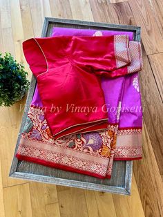 Pink And Red Banarasi Katan Silk Saree Red Banarasi Silk Saree, Banarasi Katan Silk Saree, Red Combination, Katan Silk Saree, Gift Card Exchange, Banarasi Silk Saree, Grace To You, Ethnic Looks, Silk Saree With Blouse