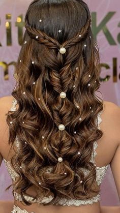 #hair #hairstyle #haircut #hairstylist #haircolor #hairfashion #haircare #hairideas #hairinspo #hairporn Styling Tricks, Double Ponytail, Hair Mistakes, Christmas Look, Updo Styles, Holiday Beauty, Goddess Hairstyles, Voluminous Curls