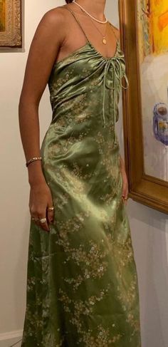 Satin Long Prom Dress, Strapless Prom Dresses, Spaghetti Strap Prom Dress, Prom Dress Inspiration, Prom Dresses Vintage, A Line Prom Dresses, Green Vintage, Green Satin