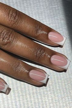 French Tips No Acrylic, Gel Nails Short French Tips, Biab French Tips, French Nails Black Women, Short Coffin Nails French Tip, Dip Nails French Tip, Curved French Tip Nails, Biab French Tip, Squoval French Tip Nails