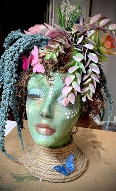 Styrofoam head planter Styrofoam Art, Styrofoam Head, Flower Pot Art, Mannequin Art, Custom Planters, Foam Head, Hippie Homes, Face Planters, Head Planters