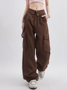 ❤︎American Retro Flap Waist Loose Pants❤︎

⚠Please allow 2 weeks for️product to be shipped High Waisted Cargo Pants, Suits Korean, Street Punk, Trouser Outfit, Casual Pant, Elegant Sweater, Punk Vintage, Brown Pants, Cargo Pants Women