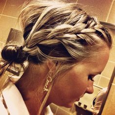 Super cute. Work Hairstyles, Side Braid, Hair Skin Nails, Skin Nails, Hair Clothes, Looks Style