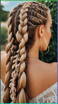 Want a chic and easy hairstyle? The Jumbo Boho Braids in a Low Ponytail are the perfect choice for 2024! This stylish look combines the elegance of braids with a relaxed ponytail, making it ideal for any occasion. Click to learn how to achieve this trendy style! #JumboBohoBraids #LowPonytail #2024Trends #ChicHairstyles #HairInspiration #BohemianStyle #EasyHair Jumbo Goddess Braids, Native American Braids, White Girl Braids, Hair Tiktok, Schleich Diy, Braids Jumbo, Braided Top Knots, Braided Dreadlocks