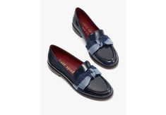 Let your shoes do the talking. Trimmed with two-tone twill bows these lustrous patent leather loafers will speak to your excellent taste. | Kate Spade Leandra Loafers, Blazer Blue - 9 Flat Heel Loafers With Bow For Workwear, Fall Bow Loafers With Round Toe, Flat Bow Loafers For Workwear, Formal Bow Loafers For Fall, Workwear Loafers With Bow And Round Toe, Leather Loafers With Bow And Flat Heel, Flat Bow Loafers For Work, Leather Bow Loafers With Round Toe, Leather Flat Loafers With Bow