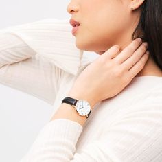 This Daniel Wellington Petite Roman Numerals Sheffield Rose Gold Watch is a timeless timepiece perfect for any occasion. With its sleek rose gold design and classic Roman numeral markers, this watch exudes elegance and sophistication. The Petite size is ideal for smaller wrists, providing a comfortable and stylish fit. Add this watch to your collection for a touch of timeless charm. Everyday Round Watches With Bracelet Strap, Everyday Watches With Bracelet Strap, Elegant Rose Gold Watch Accessories For Everyday, Elegant Everyday Round Watches, Gift Watches With Diamond Hour Markers And Round Dial, Rose Gold Watches With Bracelet Strap For Everyday, Everyday Rose Gold Watches With Bracelet Strap, Everyday Rose Gold Quartz Watches, Anniversary Watch With Bracelet Strap And Round Dial