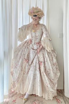 1700 Dress, Marie Antoinette Style, Marie Antoinette Dresses, Rococo Fashion, 18th Century Costume, Fantasy Gowns, Dress Aesthetic, Gorgeous Clothes, Rococo Style