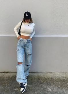 Streetwear Girl, Outfit Trends, Crop Top Outfits, Trik Fotografi, Causual Outfits, Streetwear Fashion Women