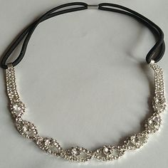 Stretchy Rhinestone Headband Nwot Silver Bedazzled Jewelry For Evening, Adjustable Bedazzled Formal Jewelry, Adjustable Silver Glamorous Headband, Elegant Silver Bedazzled Jewelry, Elegant Bedazzled Silver Jewelry, Silver Crystal Embellished Jewelry Headband, Adjustable Silver Bedazzled Jewelry, Silver Rhinestone Jewelry Headband, Elegant Adjustable Rhinestone Headband