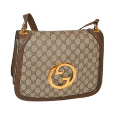 Gucci Monogram Sectional Gg Hardware Shoulder Bag, Brown Colorful Handbags, Woven Handbags, Gucci Monogram, Shoulder Bag Brown, Perfect Handbag, Round Bag, Black Accessories, Gucci Handbags, Stylish Bag