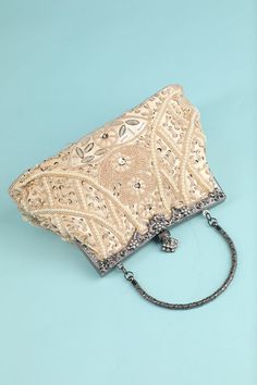 Vintage Beaded Evening Handbag for Wedding Party – ZAPAKA Elegant Handheld Beaded Evening Bag, Beaded Beige Bags For Party, Beige Beaded Bags For Party, Beige Embellished Evening Bag For Party, Vintage Party Clutch With Pearl Handle, Evening Handheld Beaded Clutch, Handheld Beaded Beige Evening Bag, Embellished Beige Clutch Evening Bag, Beige Beaded Handheld Evening Bag