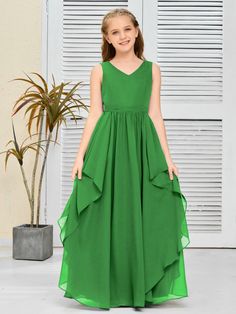 This Fantastic Chiffon Junior Bridesmaid Dress is designed with elegant chiffon fabric, which ensures it is lightweight and comfortable for young wearers. It is also made to be wrinkle-resistant, making it a great option for extended wear occasions like weddings or formal events. Bridesmaid Dress Green, Champagne Chocolate, Orange Orchid, White Wisteria, Junior Bridesmaid Dress, Lemon Lavender, Junior Bridesmaid Dresses, Junior Bridesmaid, Dress Purchase