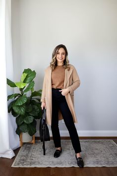 Straight Leg Black Pants Outfit, Black Pants For Fall, Fall Postpartum Outfits, Fall Capsule Wardrobe 2022, Workwear Capsule Wardrobe, Workwear Capsule, Business Casual Winter, Fall Workwear, Winter Pants Outfit