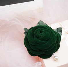 Green Flower-shaped Brooches For Weddings, Elegant Green Brooches With Handmade Flowers, Elegant Green Hair Accessories For Gift, Elegant Green Hair Accessories For Gifts, Brooch Fabric, Fabric Flower Pins, Fabric Flower Brooch, Velvet Rose, Rose Brooch