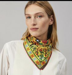 2d NWT Tory Burch folkloric reversible silk scarf 21x21 Cat Neckerchief. Silk Scarf Around Neck, Spring Traditional Silk Scarf, Multicolor Bandana Print Scarves For Spring, Western Neck Scarf, Women’s Neck Scarf, Vintage Neck Scarf, Spring Multicolor Bandana Print Scarves, Vibrant Silk Scarf, Neck Scarves