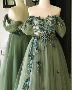 Earthy Green Wedding, Realistic Romance, Corset Tulle Dress, Aramex Delivery, Formal Dress Lace, Embroidery Corset, Tulle Formal Dress, Fantasy Ball, Off Shoulder Tulle