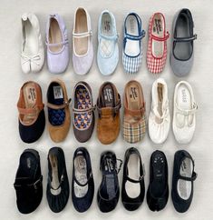 #shoes #colorful #black #photooftheday #picture #picoftheday #white #photo #pinterest #brown #instagram #fashion #color #blue #fashionista Brown Instagram, Shoes Colorful, Photo Pinterest, Fashion Color, White Photo, Instagram Fashion, Me Too Shoes, The Twenties, Color Blue