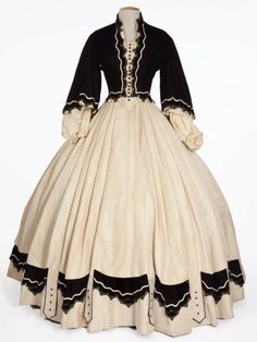 Black and white Victorian era dress ensemble historic-images-dresses-accessories Victorian Era Dresses, Period Dress