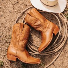 FREEBIRD STORES - BANDITO Retro Leather Boots For Rodeo, Freebird Manchester Boots, Cowboy Boots For Men, Freebird Boots Drove, Brown Suede-lined Boots For Rodeo, Street Accessories, Freebird By Steven, Handcrafted Boots, Mens Cowboy Boots