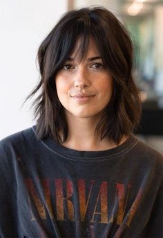 Corte Shag, Edgy Bob, Modern Shag Haircut, Short Shag Hairstyles, Shag Haircuts, Low Maintenance Hair, Shag Hairstyles, Long Bob Hairstyles, Shag Haircut