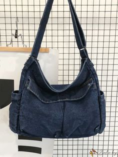 BirdinBag - Stylish Denim Crossbody Bag with Spacious Minimalistic Design Messenger Bags For School, Tas Denim, Tas Bahu, Denim Crossbody, Denim Handbags, Denim Purse, Bag Interior, Denim Shoulder Bags, Denim Tote Bags