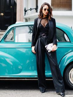 Witch Look Outfit, Style Rock Chic, Classic Rock Style, Black Work Outfit, Rock Chic Style, Chic Grunge, Corporate Goth, All Black Looks, Style Rock