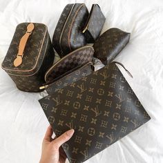 ✧ jewelry & accessories: daniellieee123 ✧ Louis Vuitton Purses, Louis Vuitton Handbags Neverfull, Pochette Louis Vuitton, Vuitton Bag, Monogram Canvas, Luxury Handbags