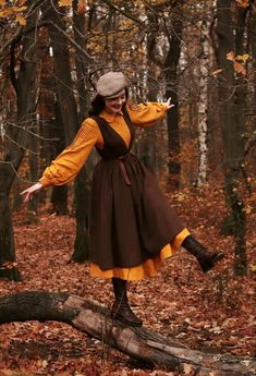 Walking In Dress Reference, Renisance Festival Outfit Plus Size, Cool Summer Dress, Bloomcore Outfits Aesthetic, Old Aesthetic Outfits, Old Timey Outfits, Woman Walking Reference, Conference Wardrobe, Boots Pose