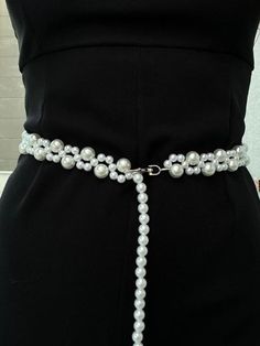 💍✨ Discover elegance and style with our Custom-Made Pearl Belt! 💫 This handmade pearl belt will add a touch of magic to your look, whether for your wedding day or other special moments. 🤍 ️ As a bridal accessory, it's the perfect choice, blending the elegance of pearls with the sparkle of crystals. 💎 Whether you're looking for subtle elegance or a bold statement, this personalized pearl belt is made just for you! 🎀 Every detail is crafted with care and tailored to your style and size. 💐 Pe Elegant White Bridal Belt With Pearl Embroidery, Elegant Beaded Bridal Belt For Party, Elegant White Bridal Belt As Gift, Elegant White Bridal Belt Gift, Beaded White Bridal Belt For Party, White Beaded Bridal Belt For Party, Belt For Wedding Dress, Wedding Dress Pearl, Pearl Wedding Accessories