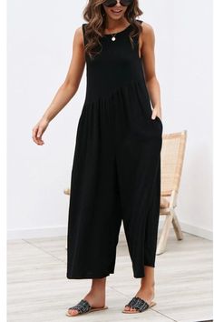 Casual Loose Back Open Sleeveless Jumpsuit - Black Beautiful Jumpsuits, Jumpsuit Dressy, Striped Jumpsuit, White Jumpsuit, Casual Jumpsuit, Sleeveless Jumpsuits, Sleeveless Vest