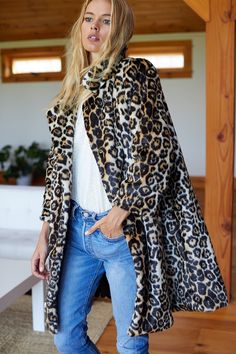 As a collector of vintage faux fur coats, I have been searching for years for a faux fur to remake a modern vintage leopard coat. We finally developed one this year and are so excited to add this to our closets. Intended to be worthy of a customers life long collection. -E. Major Leopard ❤ Wardrobe needs a major vegan fur leopard coat - keep warm all winter - easiest thing with denims + tee add a heel and glam it up Low pile faux leopard - modacrylic Modern vintage : A line, swing coat Fully lin Print Coat Outfit, Ford Aesthetic, Teachers Outfits, Mantel Outfit, Vintage Faux Fur Coat, Leopard Print Outfits, Fall Fashion Coats, Emerson Fry, Leopard Coat