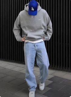 Men Sporty Outfits Casual, Best Mens Outfits, Trendy Man Outfits Casual, Mens Winter Fits Streetwear, Mens Clothing Inspiration, Skate Style Outfits Guys, Boy Styles Outfits, Make Outfit Ideas, Men Styling Ideas