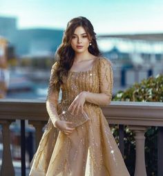 Fashion Show Dresses, Desi Wedding Dresses, Latest Bridal Dresses, Classy Wedding Dress, Bridal Dress Fashion, Haircut Hairstyle, Beautiful Dress Designs