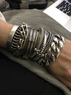 Chunky Silver Jewellery, Dope Jewelry, Funky Jewelry, Jewelry Lookbook, Jewelry Inspo, Dream Jewelry, Pretty Jewellery, Cute Jewelry, Silver Bracelets