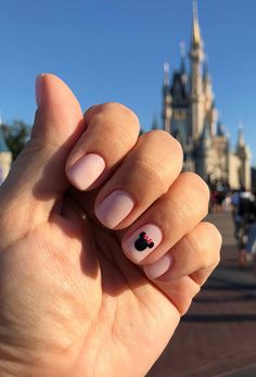 27+ Disney Nails That Are Pure *Magic* White Nails With Disney Design, Disney Inspo Nails Simple, Gel Nails Ideas Disney, Disney New Years Nail Designs, Subtle Minnie Mouse Nails, Mickey Nail Art Simple, Short Gel Nails Disney, Classy Disney Nails Art Designs, Disney October Nails